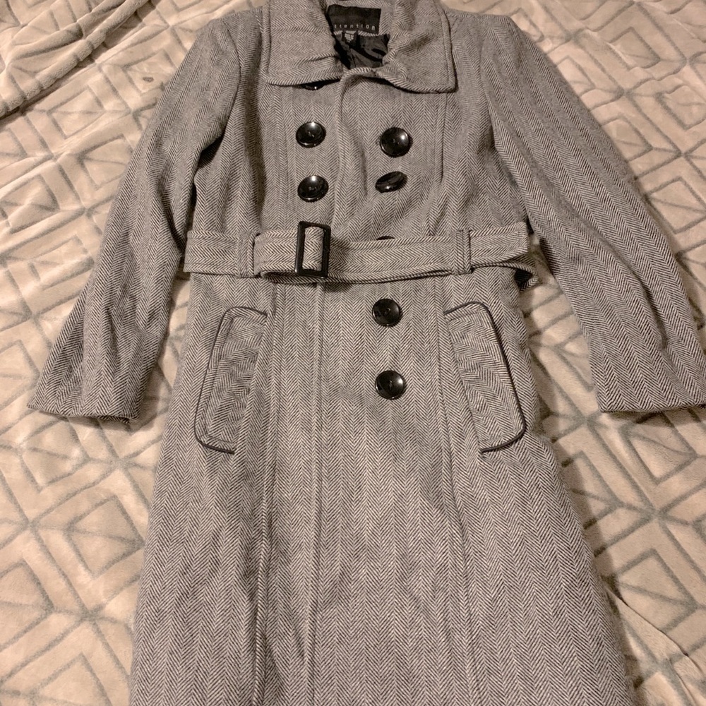 Attention women’s pea coat